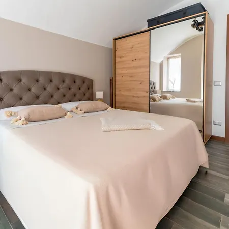 بيت للعطل Inas Garden Elias لينّو