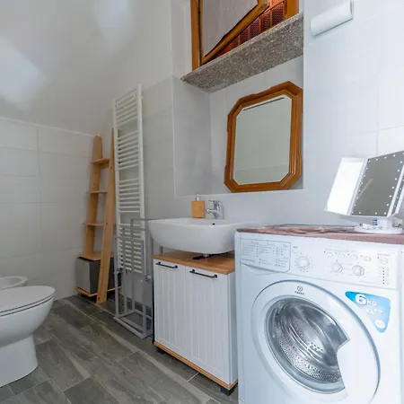 Inas Garden Elias بيت للعطل لينّو