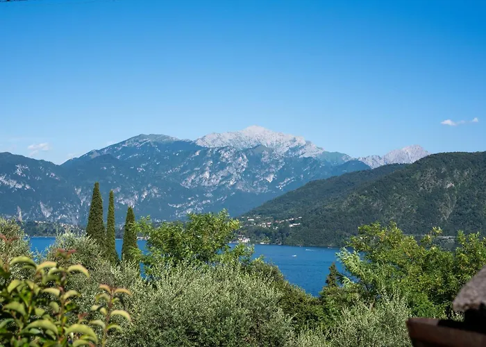 Casa vacanze Inas Garden Elias Suite, Lenno
