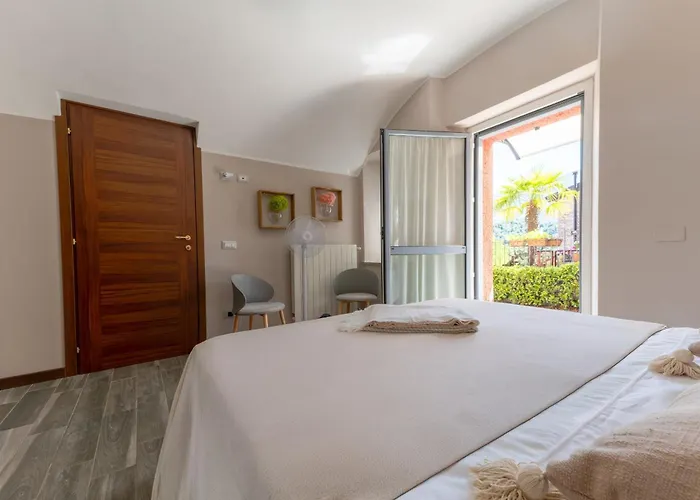 Inas Garden Elias Suite, Casa vacanze Lenno